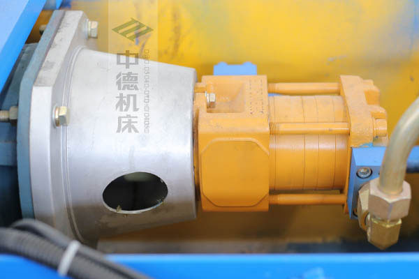 ZDPK-10032采用國(guó)內(nèi)一流品牌電機(jī)及油泵，動(dòng)力強(qiáng)勁，噪音低